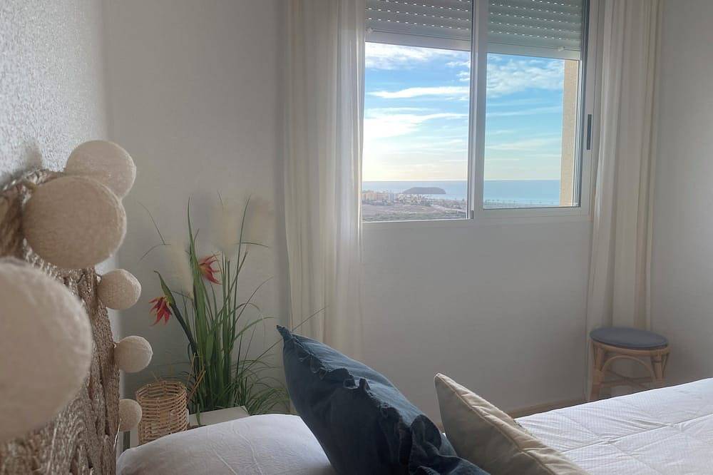 Apartamento entero, Bright apartment in Bolnuevo, with terrace and swing. sea views. in Bolnuevo, Mazarrón