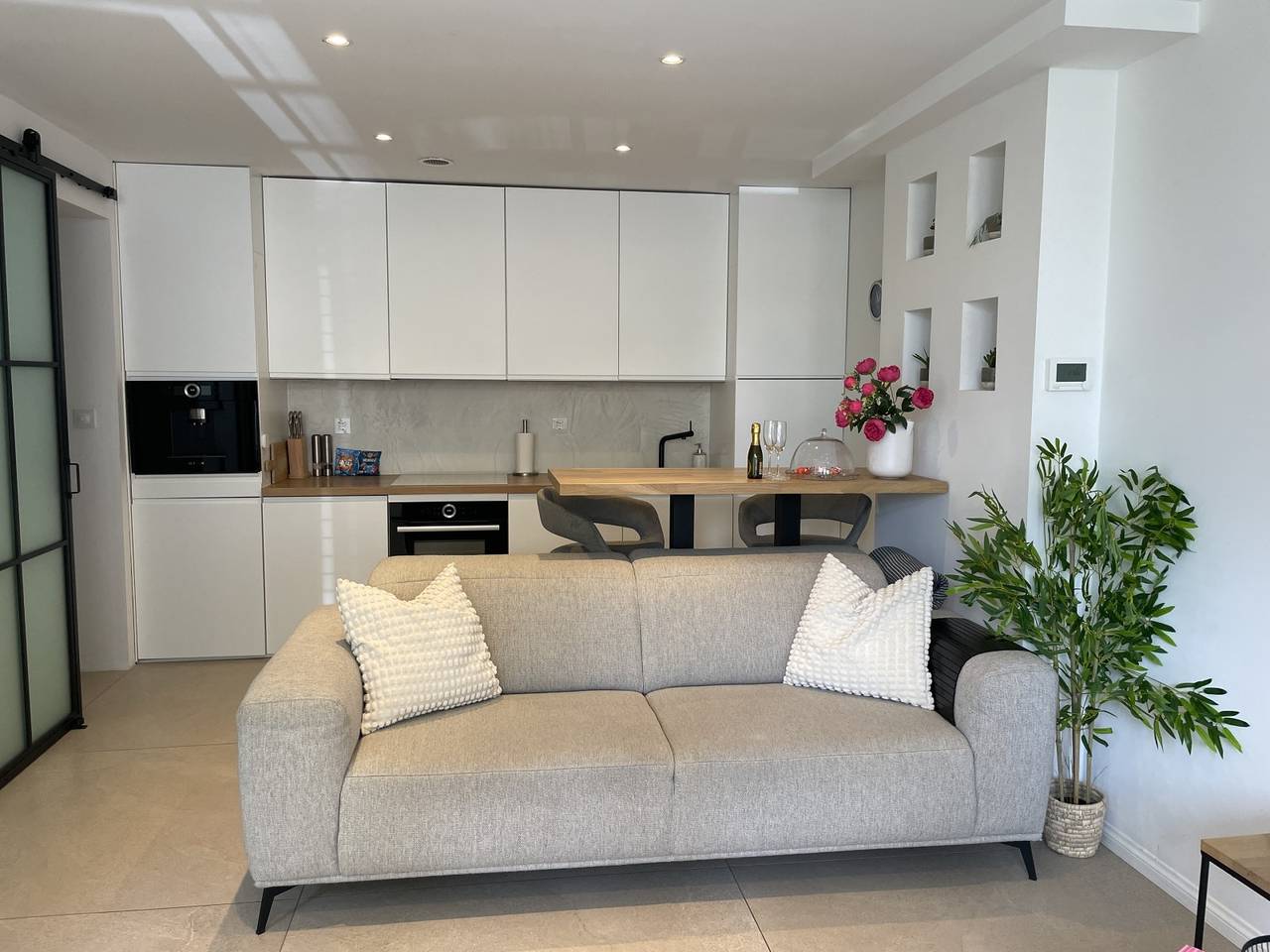 Geheel appartement, Comfortabel 2-persoonsappartement nabij strand en boulevard in Scheveningen, Den Haag