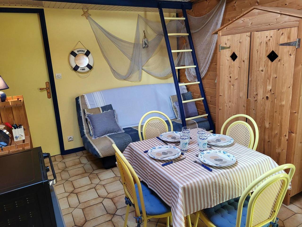 Maison de plage 'La Grise Brèche' avec terrasse privée in Pirou, Région de Coutances