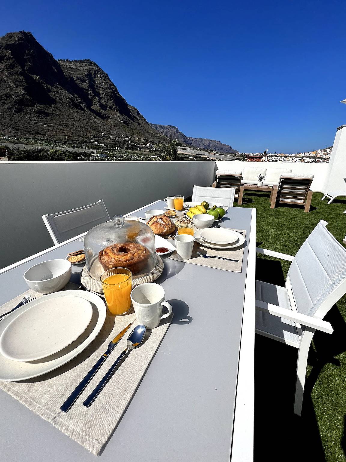 Appartement entier, Appartement de vacances 'Avec Vue sur la Montagne' avec Wi-Fi et Climatisation in Los Silos, Tenerife du Nord