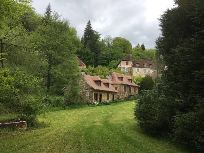 Gîte pour 4 personnes, avec piscine