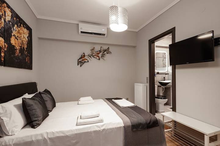 Entire apartment, Anesis central luxury suite in Thessaloniki region