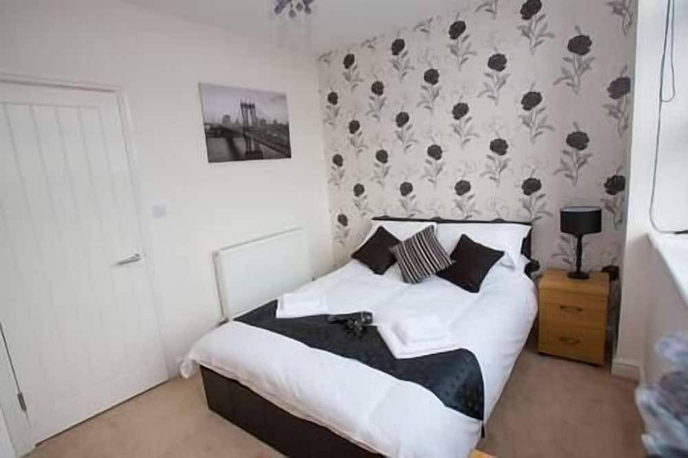Entire apartment, Comfortable Swindon 1 bedroom Town Centre Apartment, Free Parking in Swindon, North Wessex Downs
