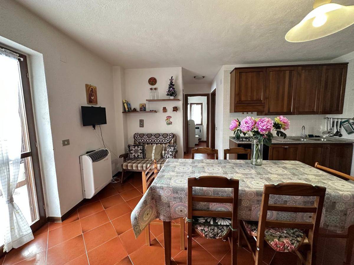 Appartamento intero, Apartment in Rocca di Mezzo, Parco Naturale Regionale Sirente-Velino