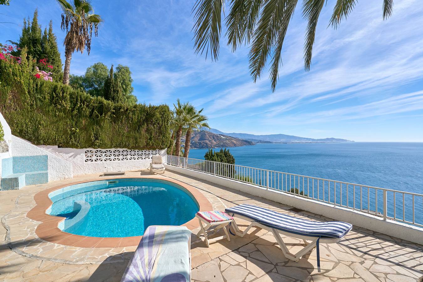 Villa 'El Nido' mit Meerblick, Wlan und Klimaanlage in Los Pinos (Almuñecar), Almuñecar