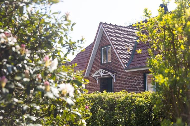 Ferienwohnung für 4 Personen, mit Terrasse und Garten sowie Sauna in Katharinenheerd