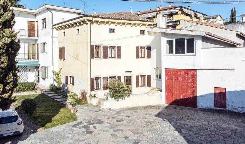 Location de vacances pour 12 personnes, avec vue et terrasse, animaux acceptés dans Ponton