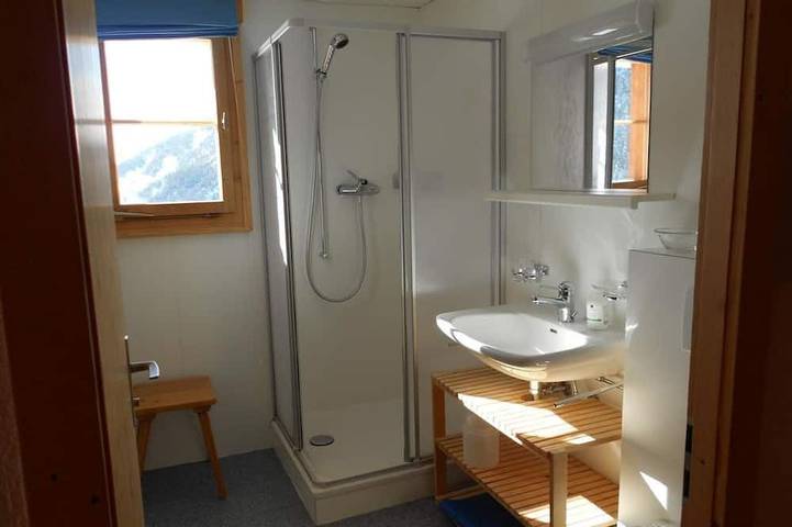 Apartamento entero, Haus Gysin Eg Appartement/Fewo, Dusche oder Bad, Wc 2½-Zimmerwohnung in Monstein, Davos