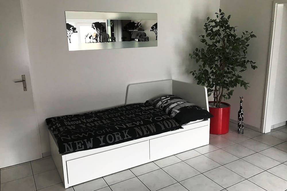 Appartamento intero, Terrazza solarium con vasca idromassaggio e doccia emozionale con vista su boschi e prati in Aargau-Basel