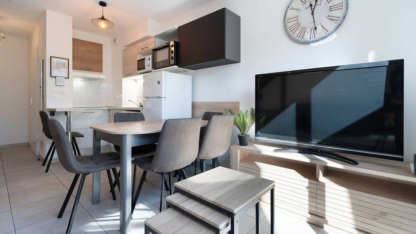 Location de vacances pour 7 personnes, avec piscine et jardin à Sérignan - 3