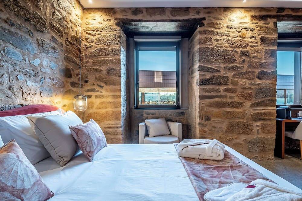 Cherry Room - Double Superior Room in Paul (Covilhã), Aldeias de Xisto