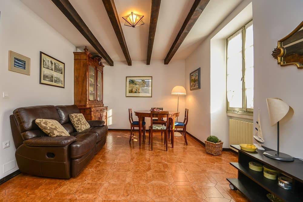 Ganze Wohnung, Ehemalige Unterkunft von Lawrence mit Seeblick! in Gargnano, Gardasee-Berge