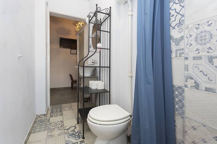 Ganze Wohnung, Ferienwohnung für 5 Personen mit Terrasse in Sofia, Bulgarien