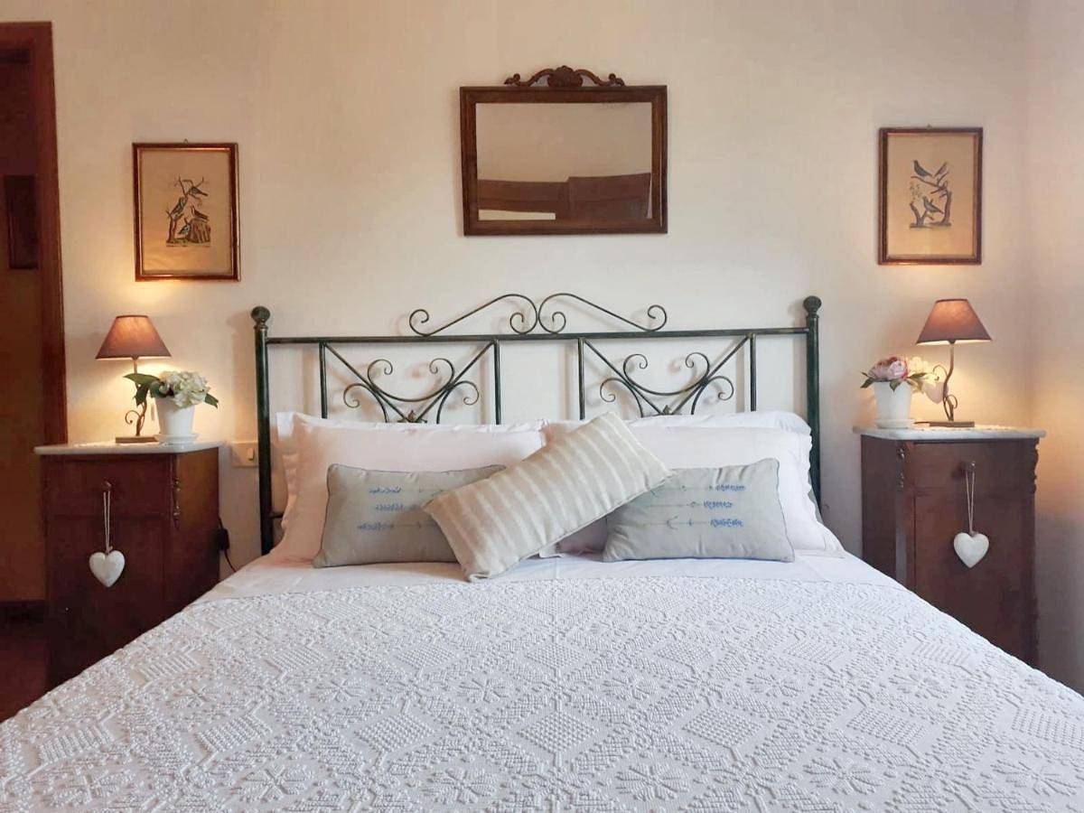 Ganze Wohnung, Spacious Apartment in Lisciano Niccone with Mountain View in Lisciano Niccone, Valtiberina
