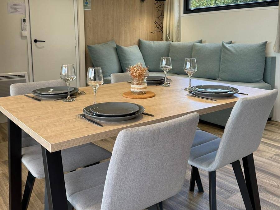 Camping Domaine de Kervallon - Mobilhome 6 personas - Elegance 40m² (3 habitaciones - 2 baños - Aire acondicionado) 27m² terraza - Nuevo para 2024 in Caro (desambiguación), Región de Vannes