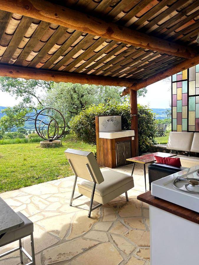 Maison d’hôte pour 2 personnes, avec Terrasse ainsi que Jardin et Vue