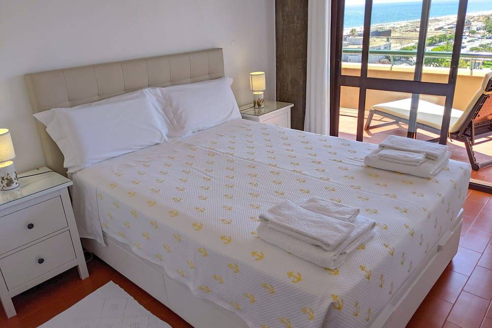 Ganze Wohnung, 2-Bett-Apartment Ocean Seasun Vacation Rentals (Preisnachlass für +28 Nächte) in Praia de Monte Gordo, Monte Gordo