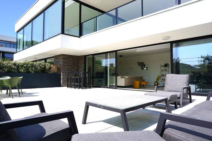 Appartement de vacances pour 6 personnes, avec Terrasse ainsi que Piscine et Sauna à Cadzand