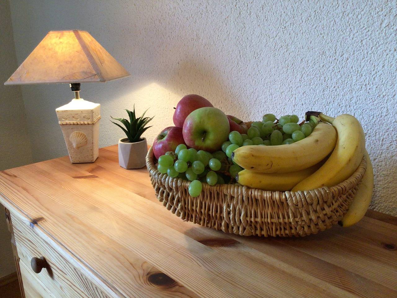 Ganze Wohnung, Haus am Seeufer - Ferienwohnung Frieda Erdgeschoss in Weißenstadt, Landkreis Wunsiedel im Fichtelgebirge