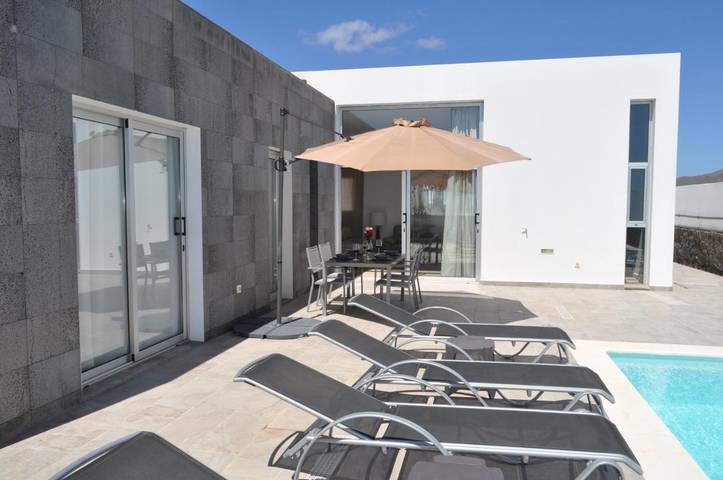 Chalet para 7 personas, con jardín además de piscina y vistas en Lanzarote - 4