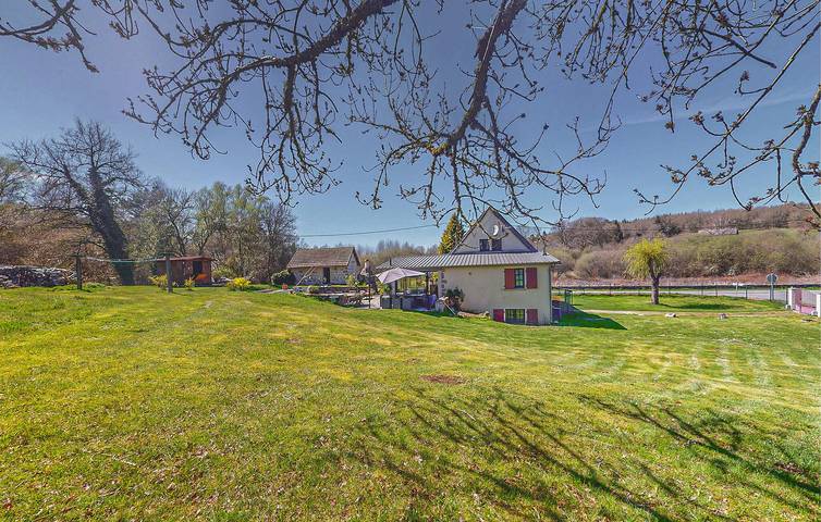 Maison de vacances pour 12 personnes, avec jardin ainsi que piscine et terrasse dans la Creuse - 2