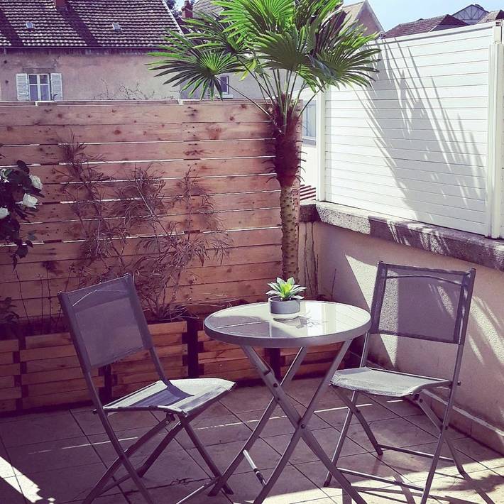 Gîte pour 2 personnes, avec sauna ainsi que terrasse et jacuzzi à Dole - 2