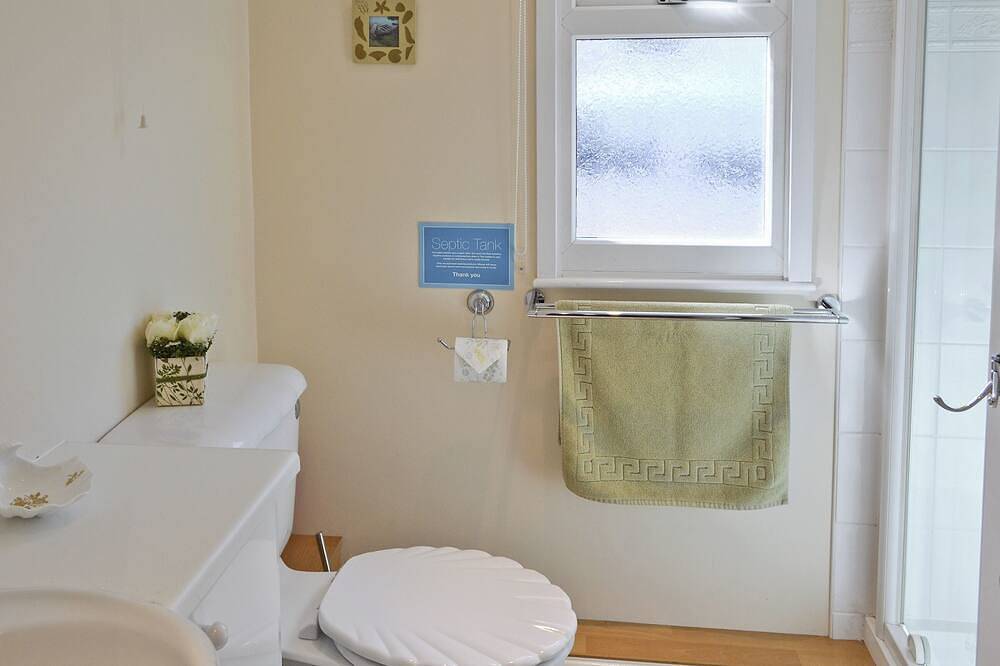 Daisy's Cottage Annexe in Niton and Whitwell, Isle of Wight