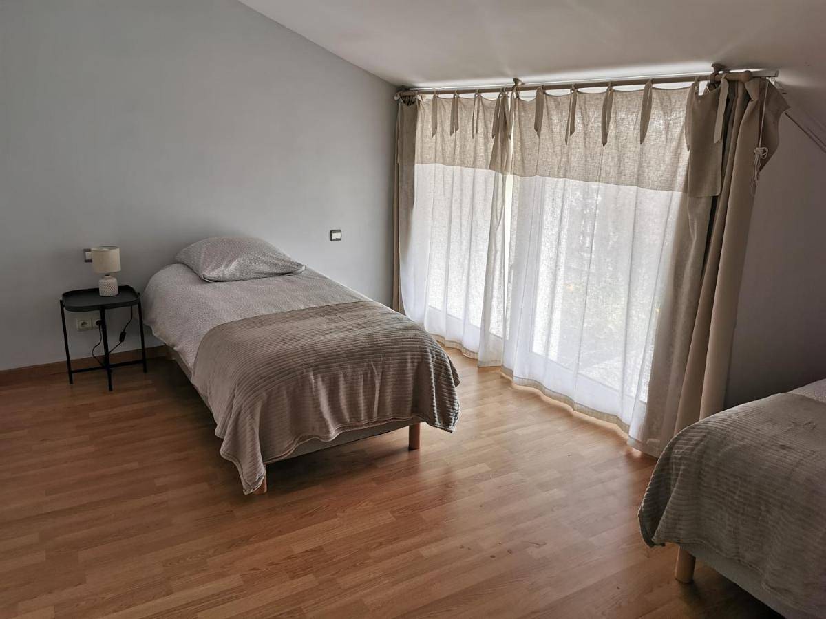 Appartement entier, Three-Bedroom Apartment in Blainville-sur-l'Eau, Région de Lunéville