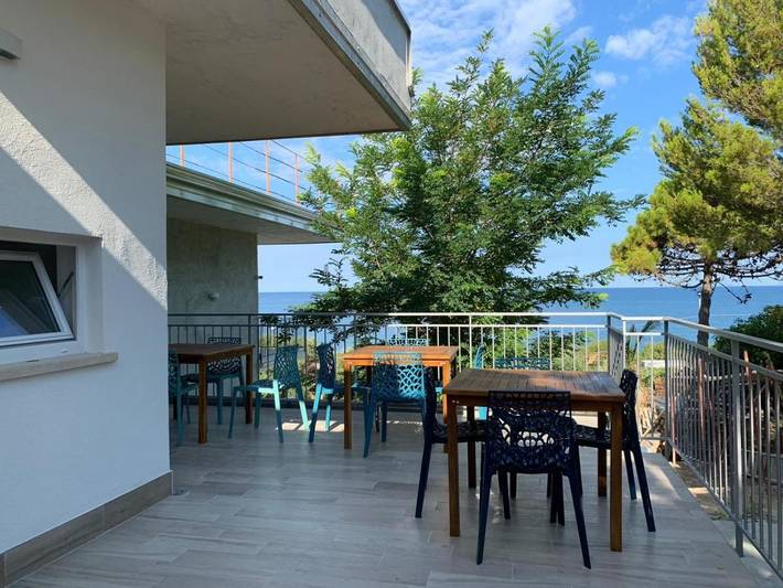 Residence per 4 persone, con giardino e panorama nonché terrazza, adatto a famiglie con bambini - 1
