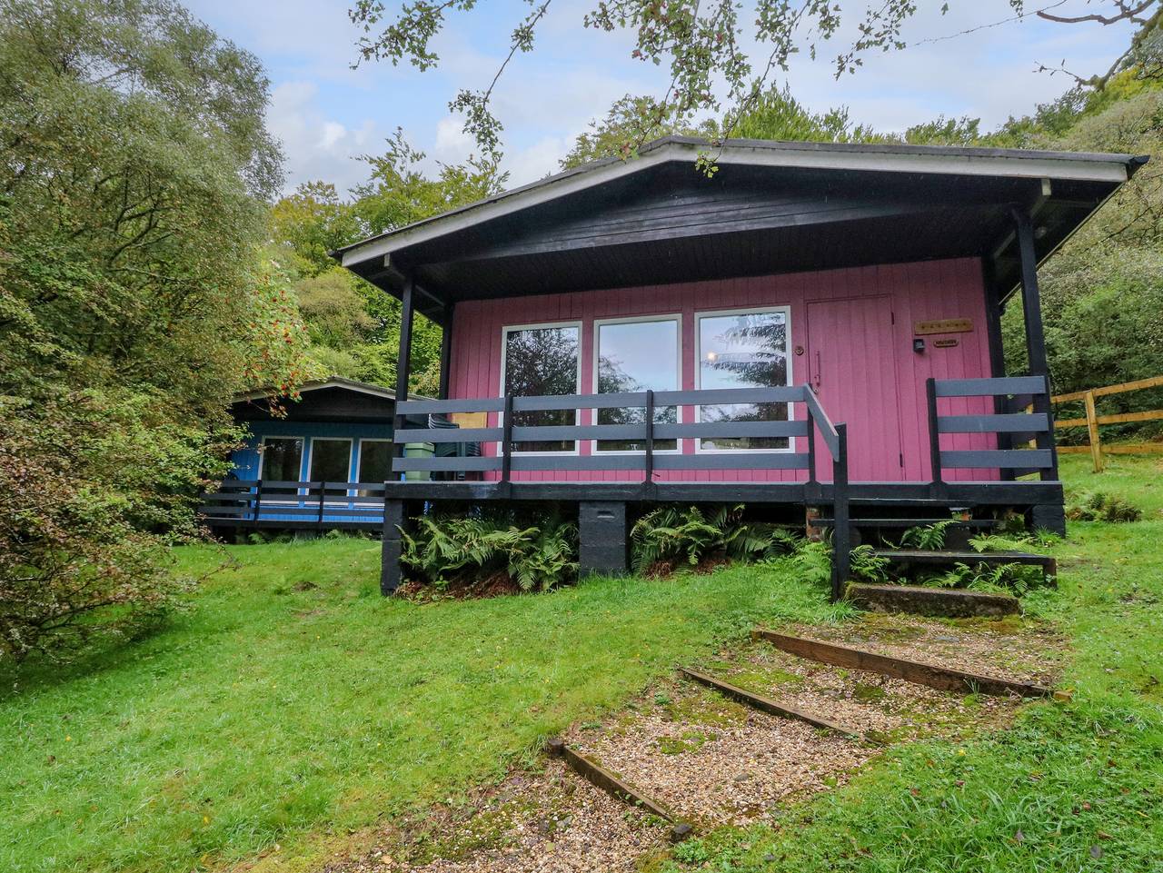 Lodge 5 - "Hawthorn" in Firth Of Clyde