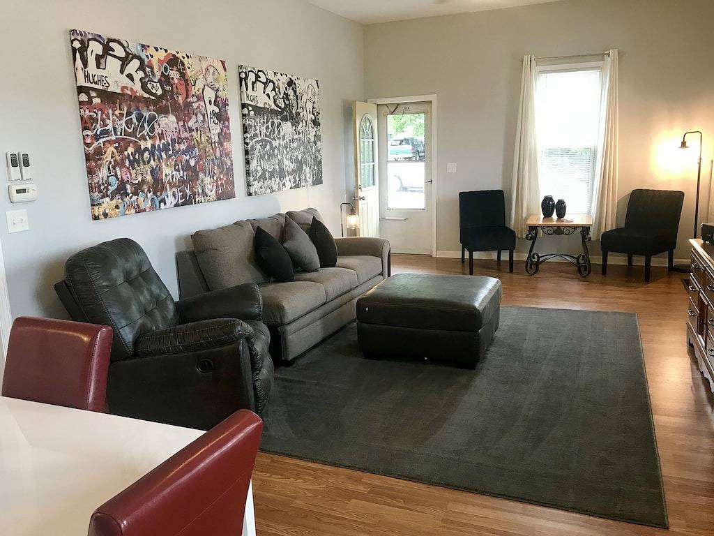 Great Homebase Bungalow - 10 Mins to Starved Rock! in LaSalle, LaSalle County