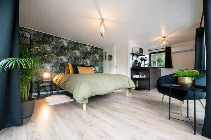 Péniche pour 2 personnes, avec terrasse dans Île de France - 2