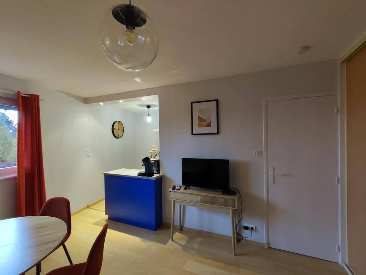 Appartement entier, Appartement 35m2 in Dompierre-les-Ormes, Région de Mâcon