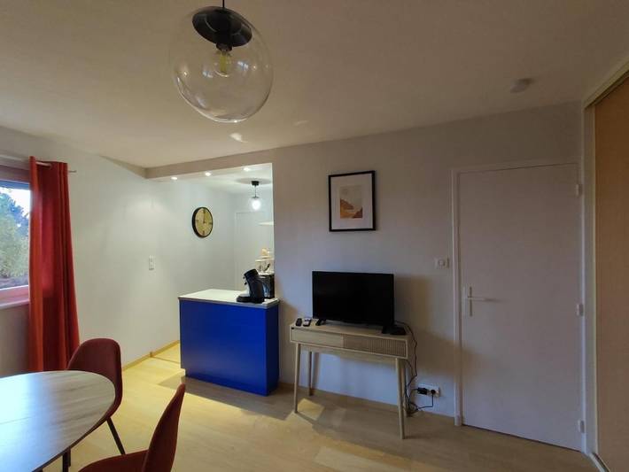 Gîte pour 3 personnes à Dompierre-les-Ormes - 2