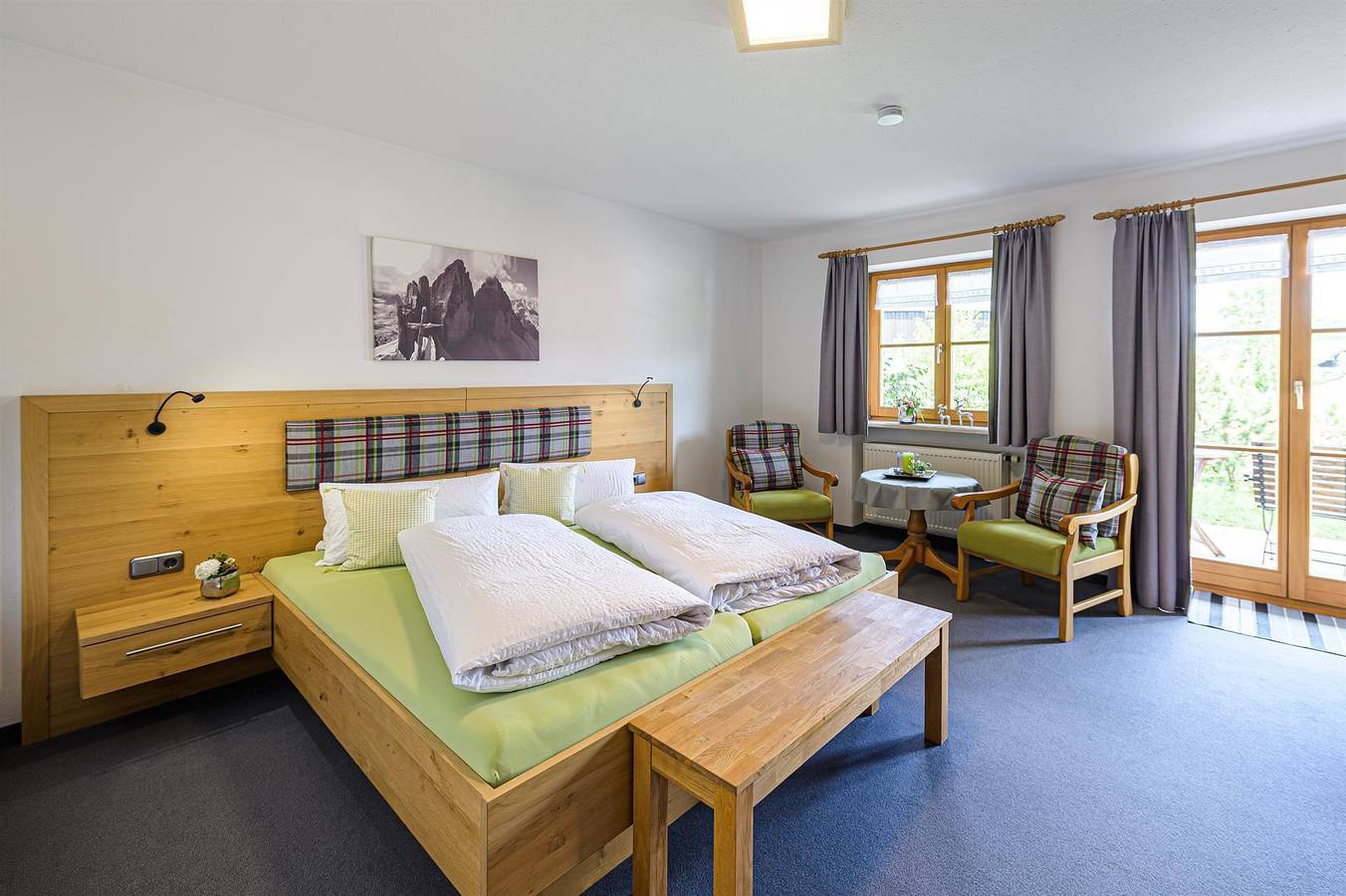 Ganze Ferienwohnung, Ferienwohnung 1 - Wohn-/Schlafraum mit Terrasse in Bolsterlang, Bayerisch Schwaben