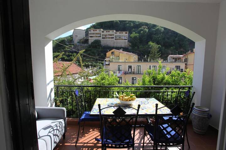 Chambre d’hôte pour 3 personnes, avec balcon et vue à Cetara - 3