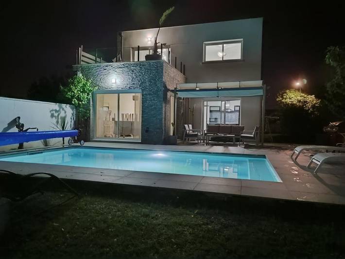 Location de vacances pour 11 personnes, avec piscine ainsi que jardin et vue à Floirac - 3