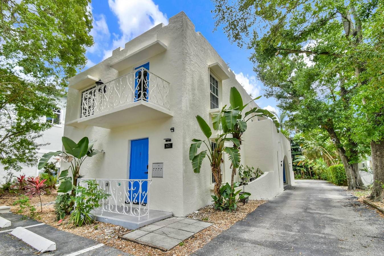 Private 2-Bedroom Wilton Villas in Middle River, Wilton Manors