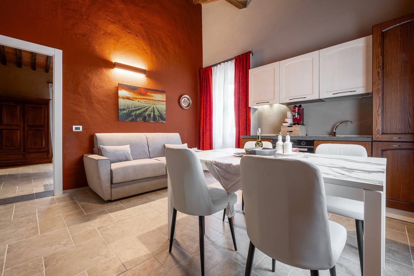 Appartamento intero, Appartamento 'Il Rifugio Illuminato - Brunello' con giardino in comune, Wi-Fi e aria condizionata in Semproniano, Provincia di Grosseto