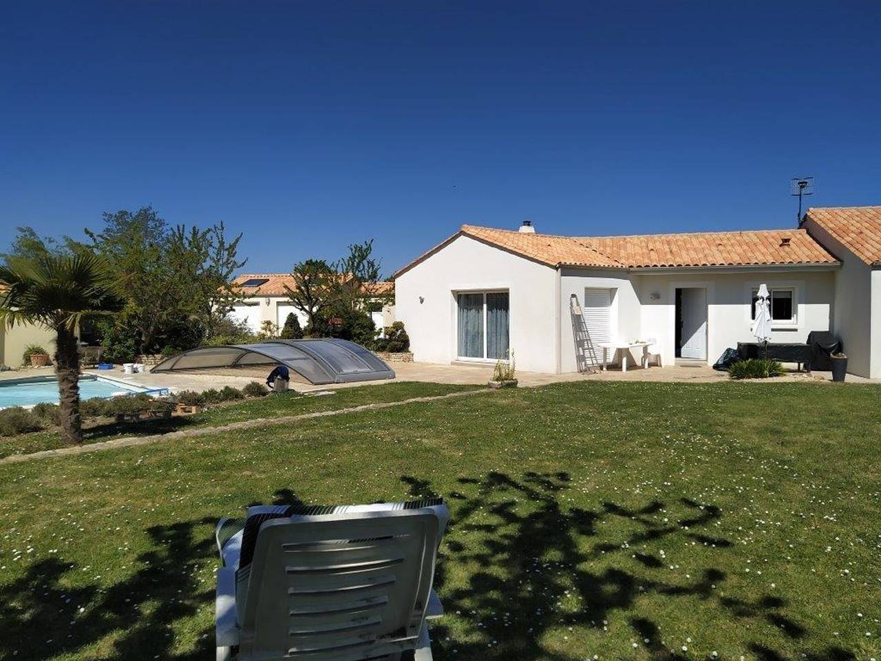 Familienhaus mit privatem Pool und Parkplatz in Angles in Angles, Vendée