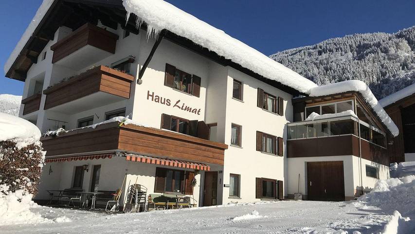 Ferienwohnung für 3 Personen, mit Balkon und Garten in Schruns