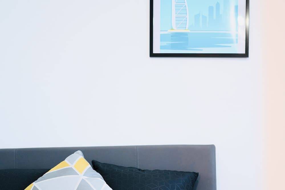 Entire apartment, Bella Luna Ii - Elégant Appart Centre Ville - Parking Gratuit- Wifi Ultra Rapide in Troyes, Aube