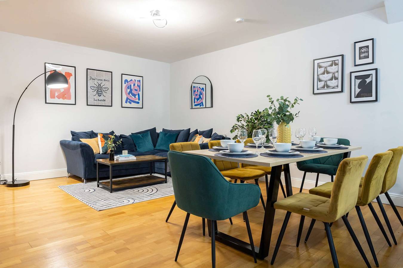 Entire apartment, Sleeps 9 Canal Street Apartment by City Superhost in Manchester, Greater Manchester