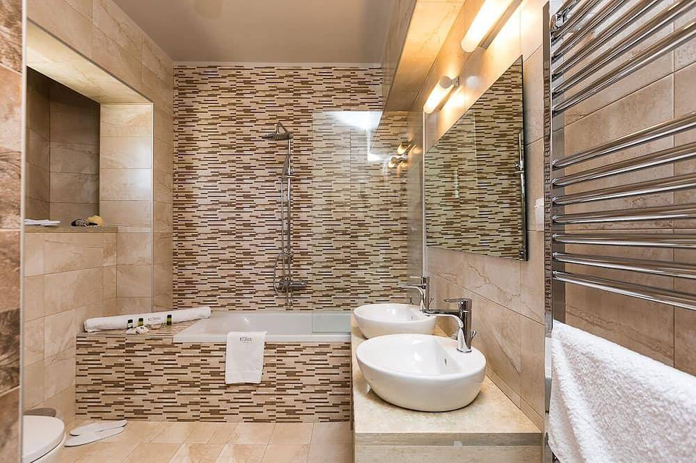 Hera Villa, Family Paradise with Heated Pool in Mesi, Rethymno e dintorni