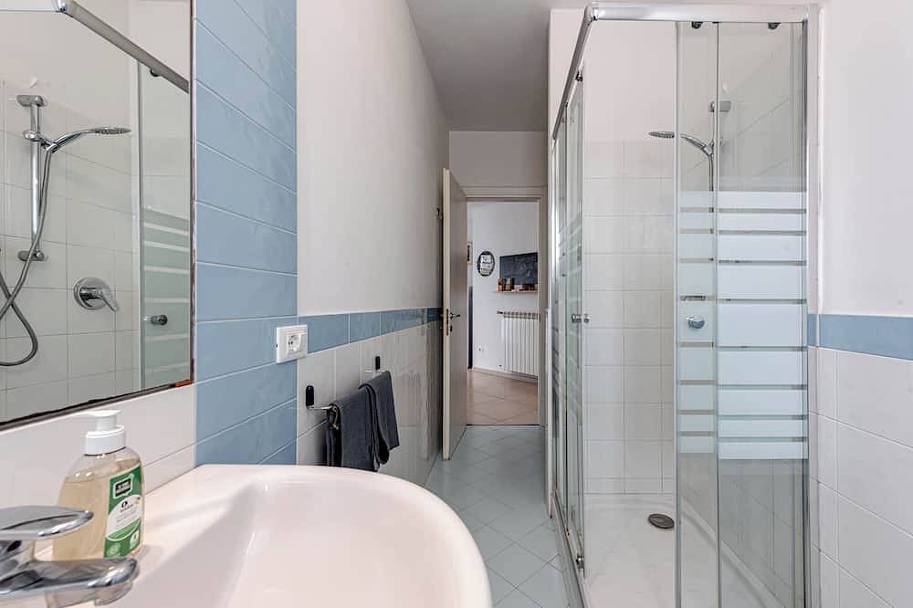 Entire apartment, Apartment 'Timo Loft, Empoli' with Balcony and Wi-Fi in Empoli, Florence Province