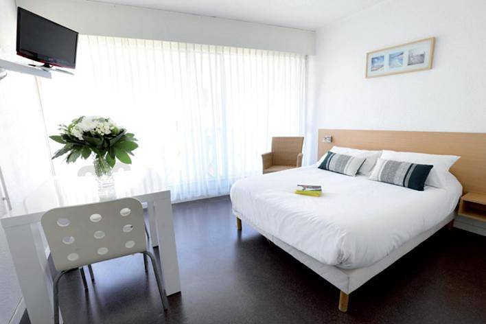 Gîte pour 2 personnes, avec balcon et vue dans Thermes de l'Avenue - 4