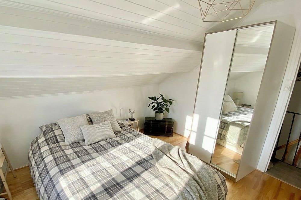 Charming house for 6 people.  Vénosc - Terrace with mountain view, access to Les 2 Alpes in Vénosc, Les Deux Alpes