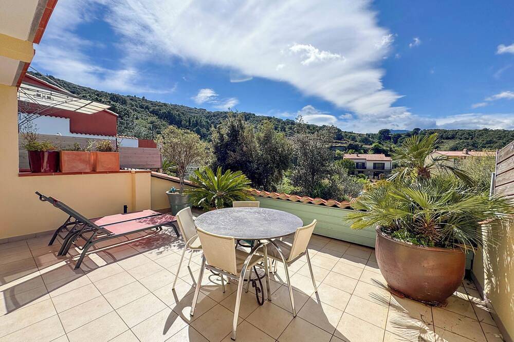 Appartamento intero, Cezanne: tranquilla, bella vista a 250m da spiagge e negozi. Wifi. in La Côte Vermeille, Collioure