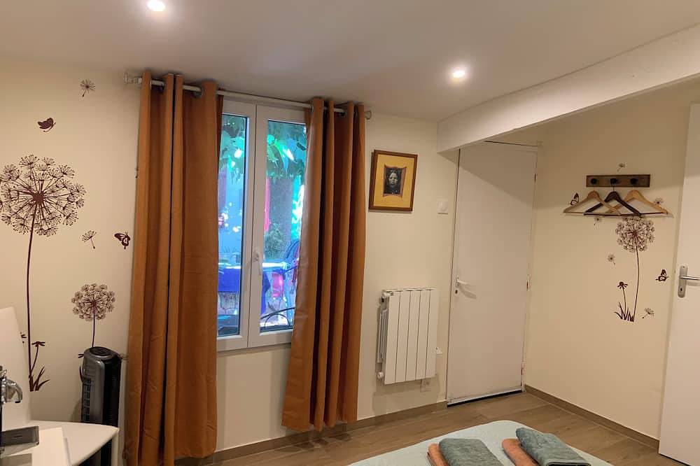 A 10 km de la Mer, de Montpellier et de L'aéroport Chambre Chez Sophie in Mauguio, Costa mediterránea (Francia)