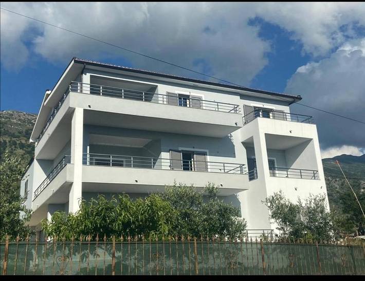 Villa pour 4 personnes, avec Terrasse ainsi que Jardin et Vue